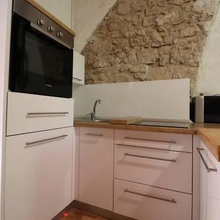 Old Stone House In Quiet Location Bribir (Primorje-Gorski Kotar)